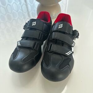 Women’s Peloton Clip In Cycling Shoes size 39